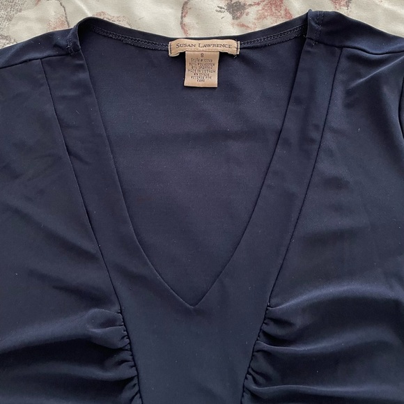 Susan Lawrence dark navy V-neck gathered center business casual blouse, size S - Picture 9 of 11